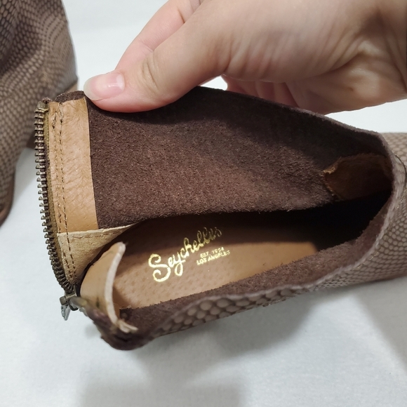 Seychelles Brown Waxed Leather Reptile Ankle Boots - Picture 7 of 7